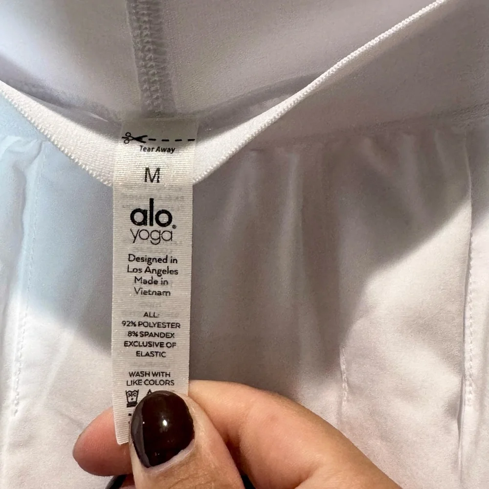 ALO Yoga White Pleated Athletic Skirt